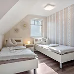 Haus Windfluechter 3b *