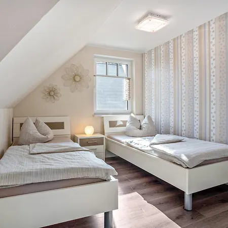 Haus Windflüchter 3b Ferienhaus *